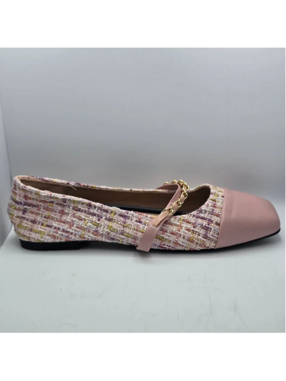 Women's Unbranded Tweed Flats with Gold Chain Detail, Pink, Size 11